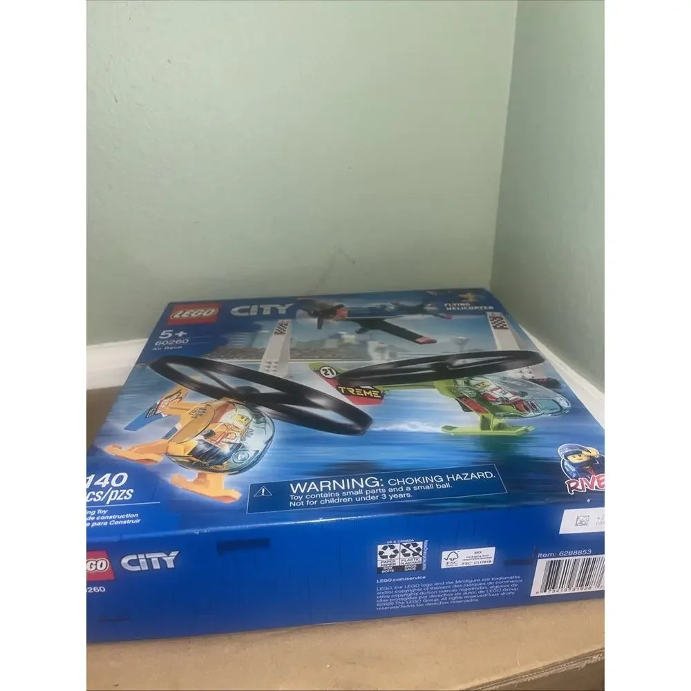 LEGO City #60260 Airport Air Race Flying Helicopter Rivera New Sealed 140 Pcs !! - Picture 6 of 6